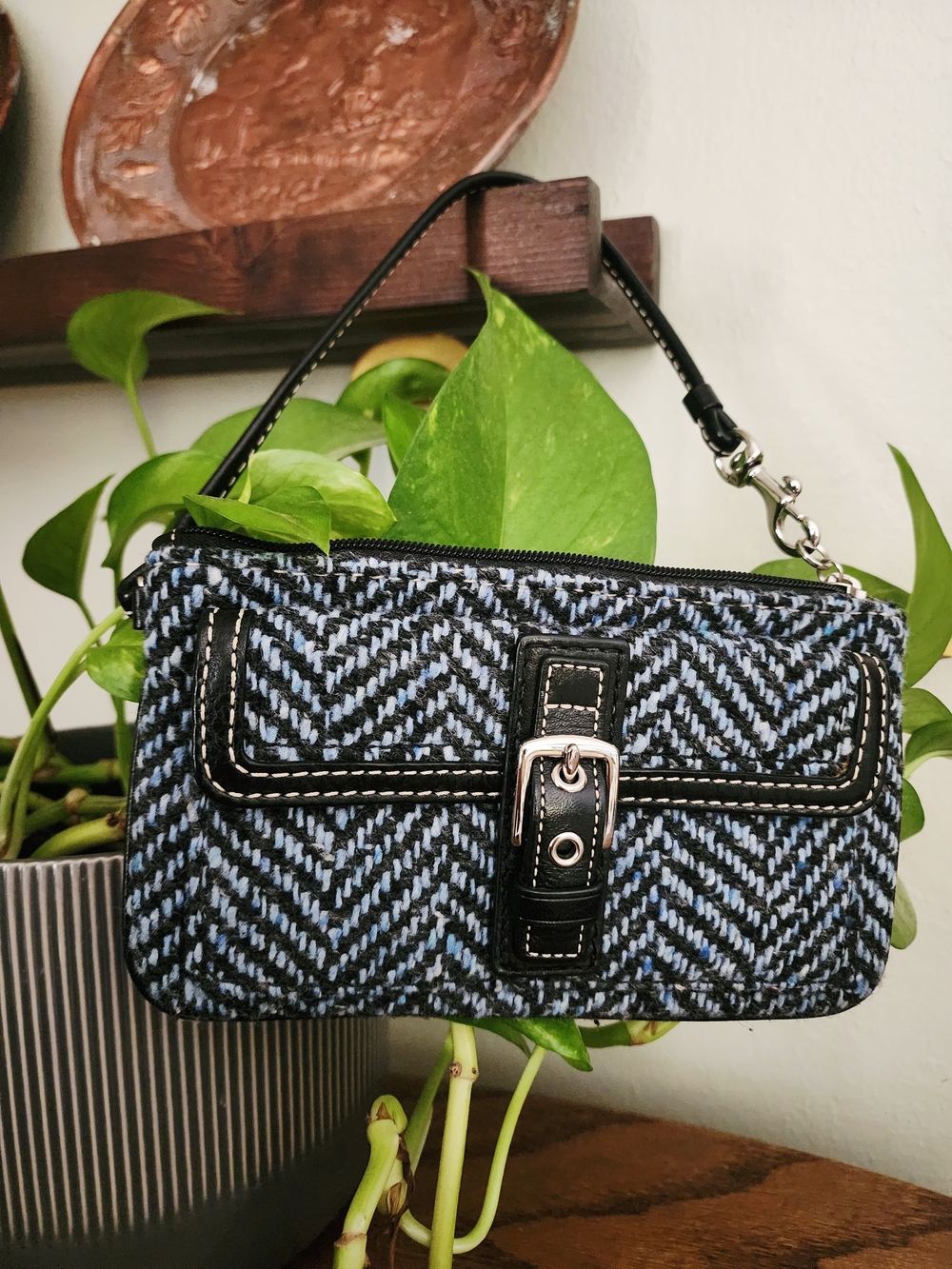 Vintage Coach Chelsea Blue Herringbone Tweed Wristlet